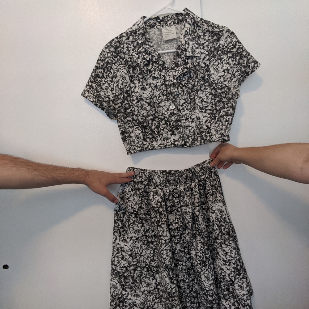 Vintage 1940s two piece B&W floral dress set